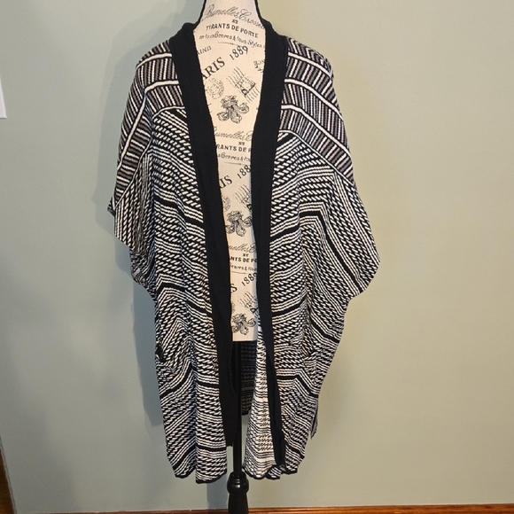 Black and White Striped Poncho - Picture 1 of 6